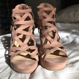 JASMIN Pink Faux Leather Heels w/ Silver Zippers 9